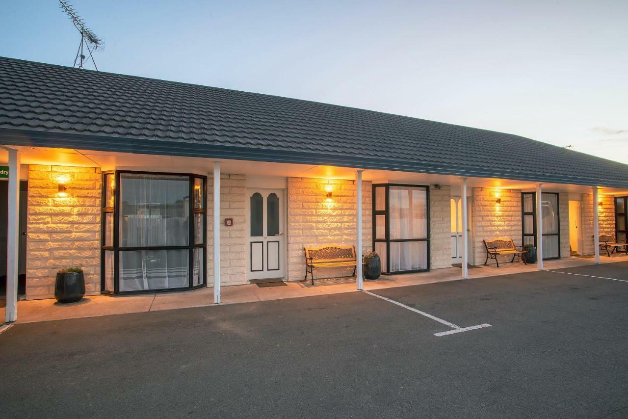 Coronation Park Motels Ashburton Exterior photo