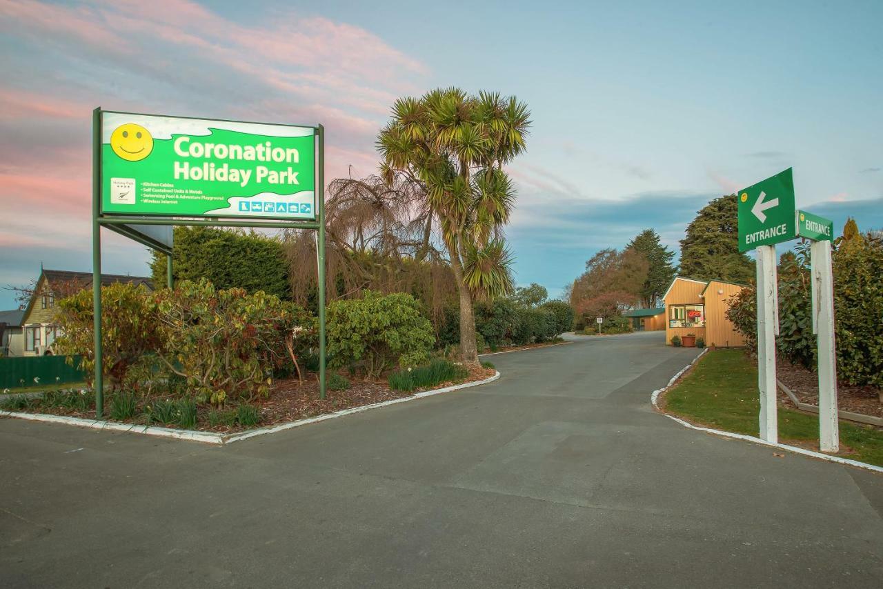 Coronation Park Motels Ashburton Exterior photo