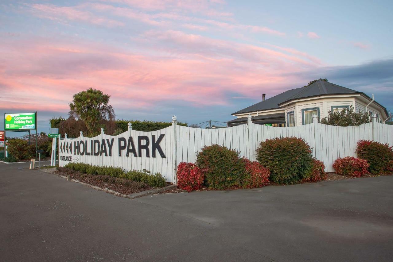 Coronation Park Motels Ashburton Exterior photo